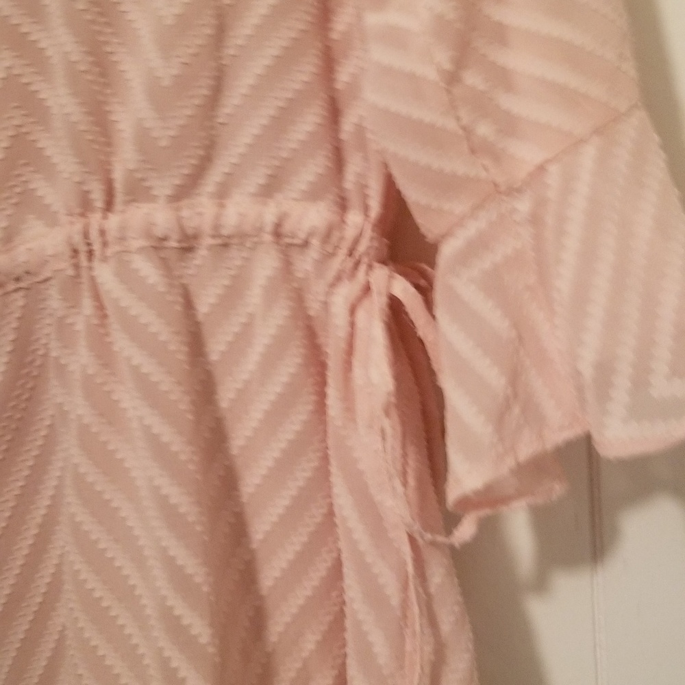 Pink blouse - Picture 3 of 4